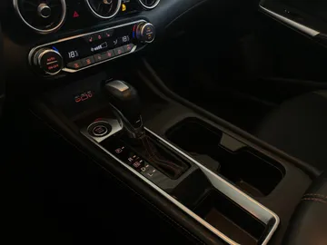 2021 Nissan Sentra - image 21