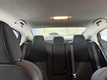 2021 Nissan Sentra - image 8