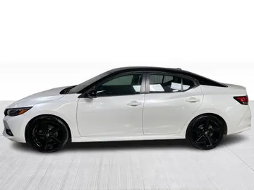 2021 Nissan Sentra - image 10