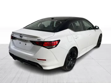 2021 Nissan Sentra - image 14