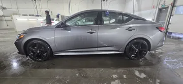 2023 Nissan Sentra - image 4