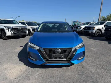 2020 Nissan Sentra - image 2