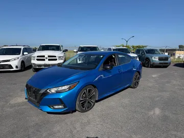 2020 Nissan Sentra - image 3