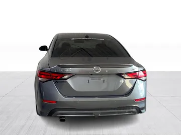 2022 Nissan Sentra - image 12