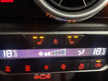 2022 Nissan Sentra - image 27