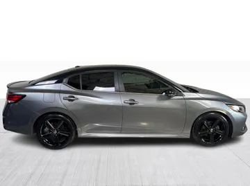 2022 Nissan Sentra - image 2