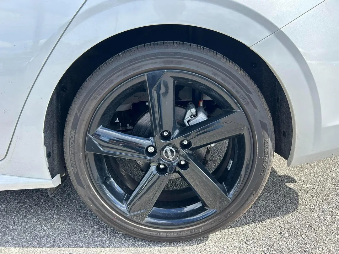 2024 Nissan Sentra SR, photo 6