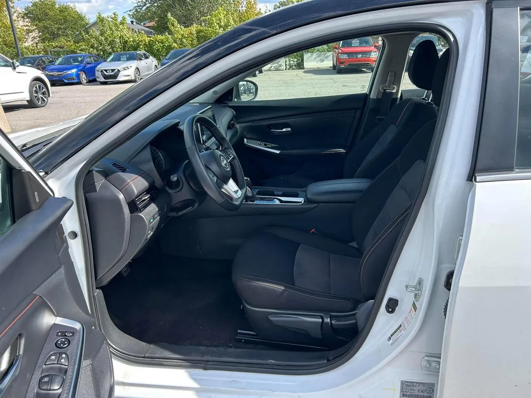 2024 Nissan Sentra SR, photo 7