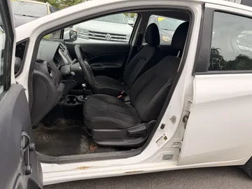 2019 Nissan Versa Note - image 7