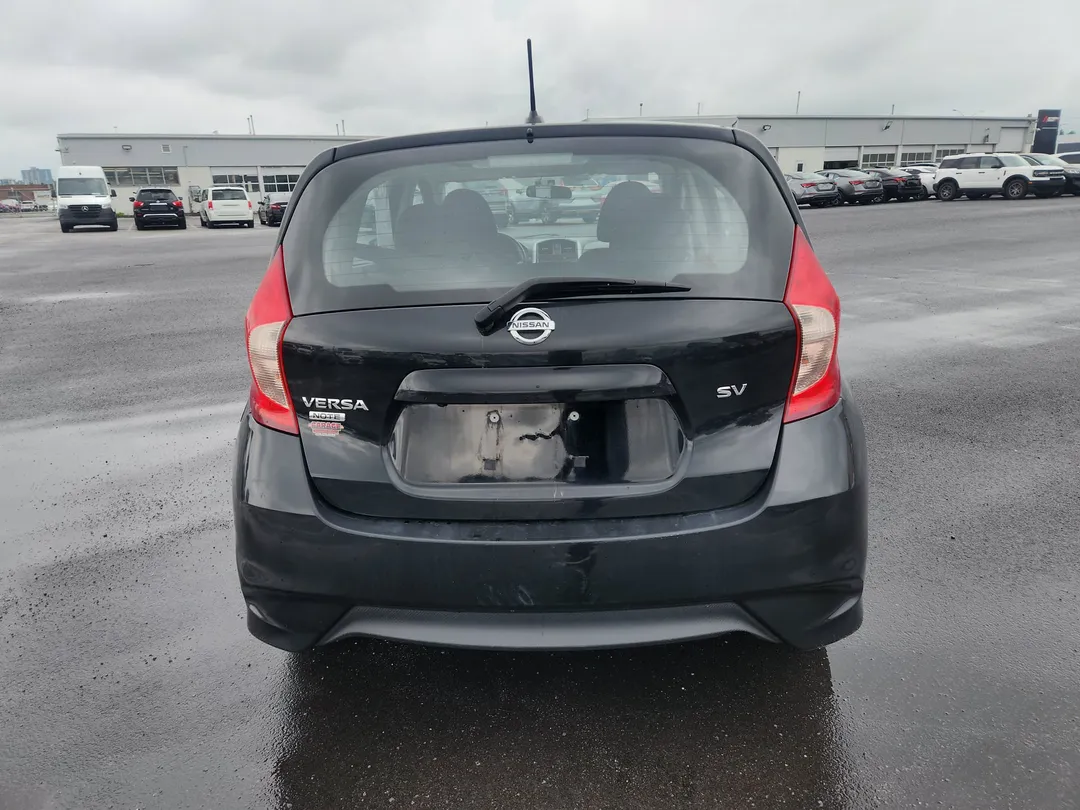 2018 Nissan Versa Note — photo 3