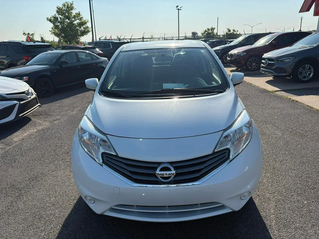 2016 Nissan Versa Note — photo 2