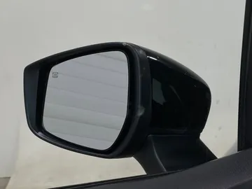 2019 Nissan Versa Note - image 16