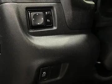 2016 Nissan Versa Note - image 25