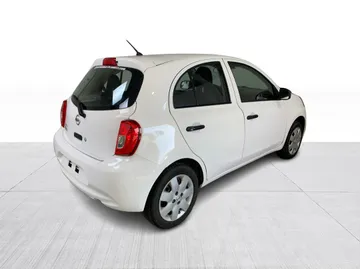 2017 Nissan Micra - image 12