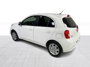 2017 Nissan Micra - image 9