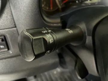 2017 Nissan Micra - image 16