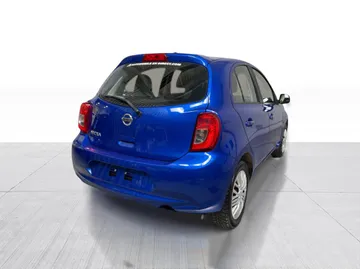 2017 Nissan Micra - image 12