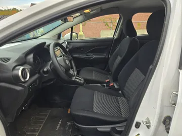 2024 Nissan Versa - image 7