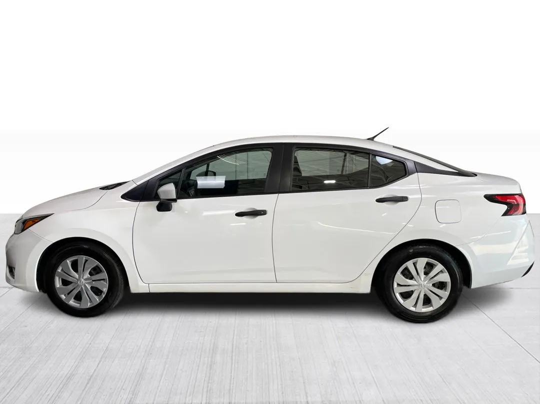 2024 Nissan Versa — photo 7