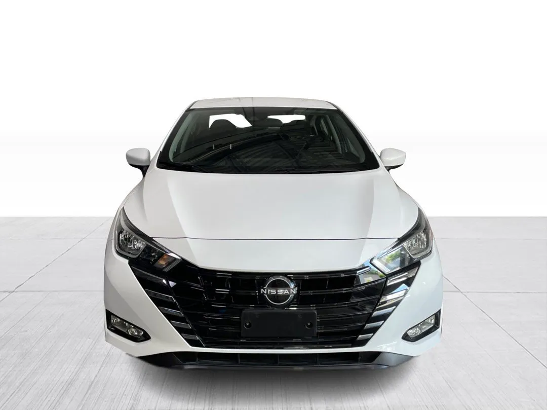 2024 Nissan Versa — photo 5