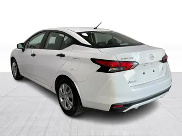 2024 Nissan Versa - image 9