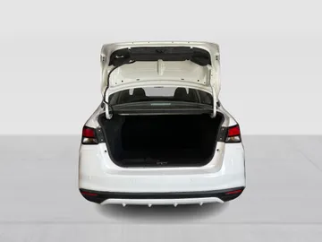 2024 Nissan Versa - image 11