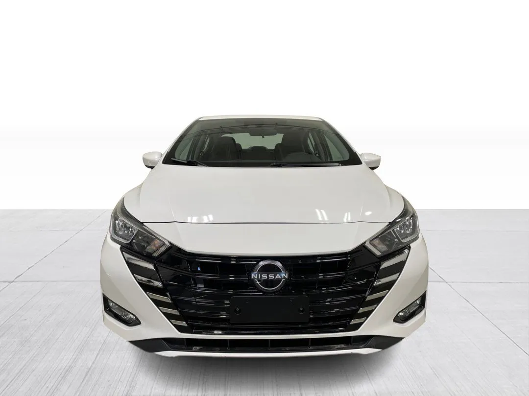 2025 Nissan Versa — photo 7