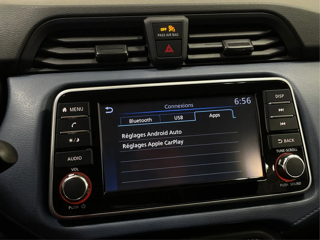 2025 Nissan Versa — photo 6