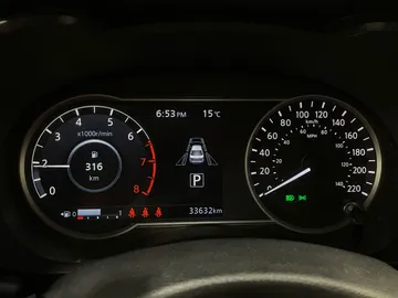 2025 Nissan Versa - image 16