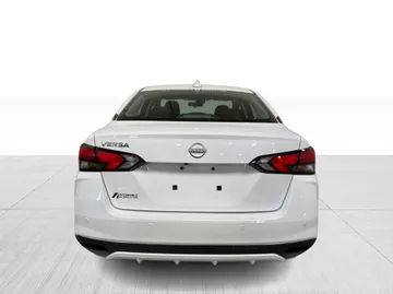 2025 Nissan Versa - image 12