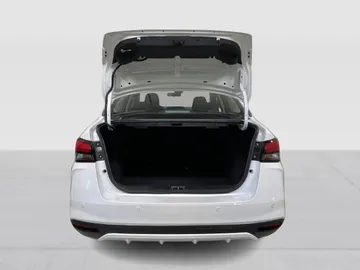 2025 Nissan Versa - image 13
