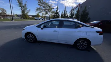 2024 Nissan Versa - image 4