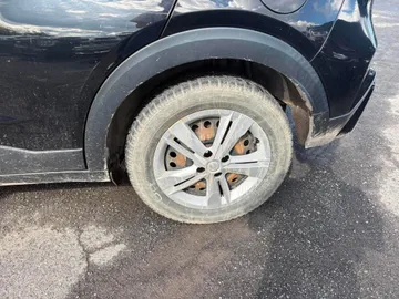 2021 Nissan Kicks - image 7