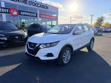 2024 Nissan Kicks - image 3