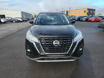2024 Nissan Kicks - image 2