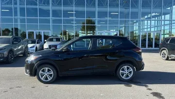 2024 Nissan Kicks - image 4