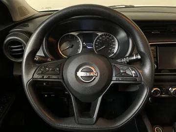 2023 Nissan Kicks - image 17