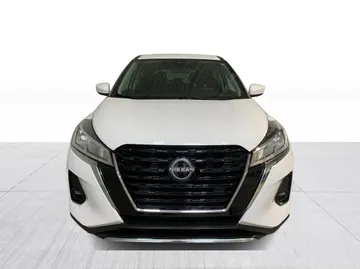 2023 Nissan Kicks - image 8