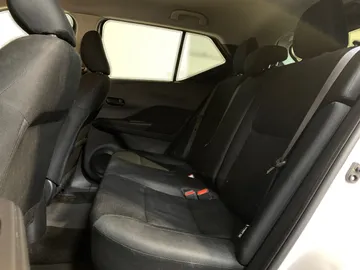 2023 Nissan Kicks - image 15