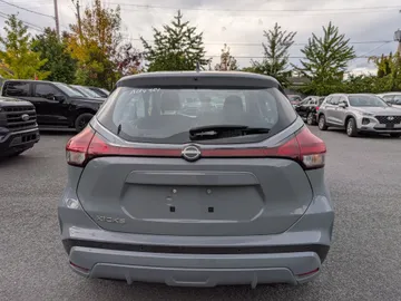 2024 Nissan Kicks - image 6