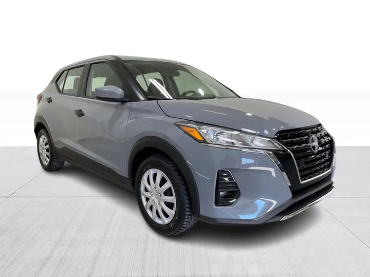 2025 Nissan Kicks Play