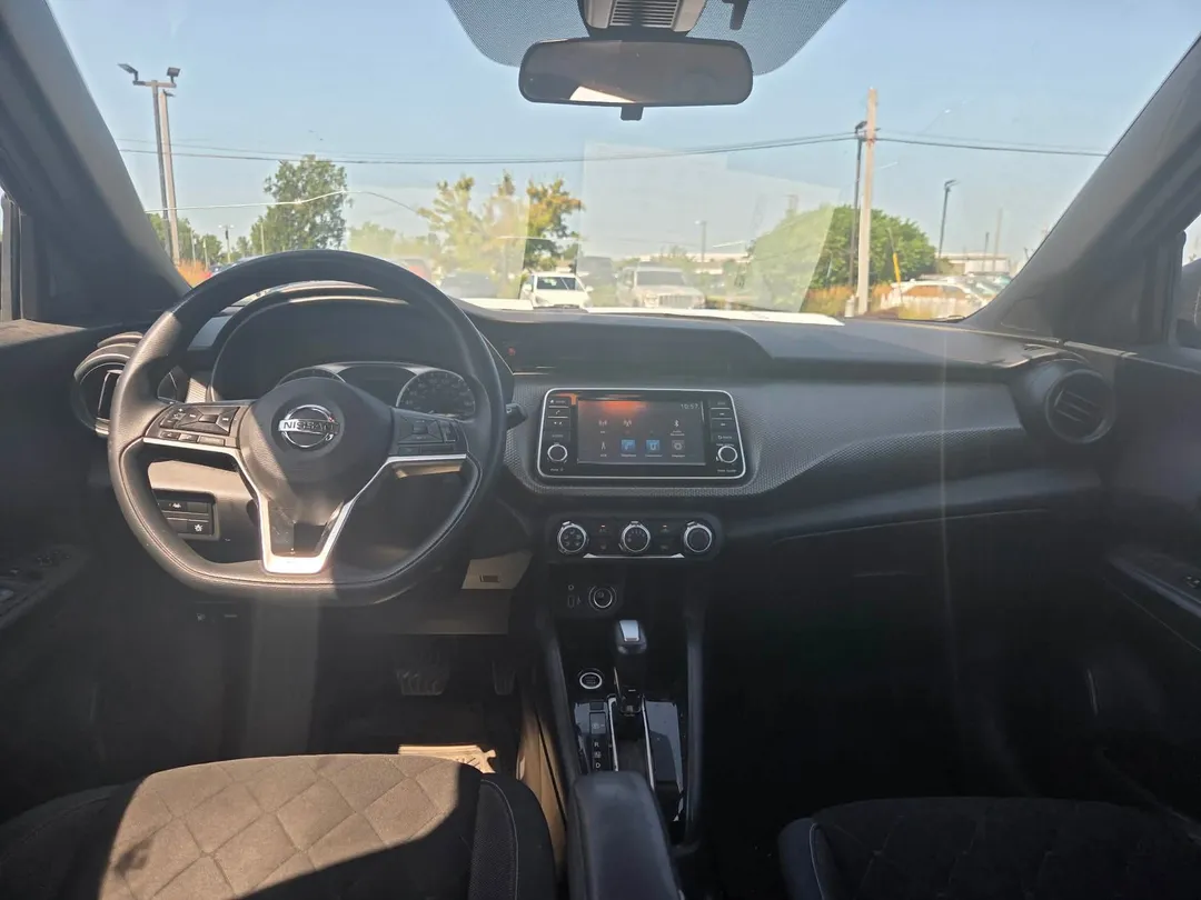 2020 Nissan Kicks — photo 8