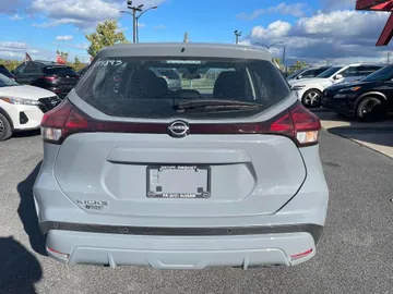2024 Nissan Kicks - image 6