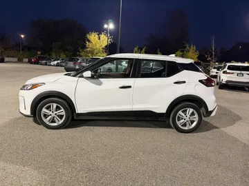 2024 Nissan Kicks - image 6