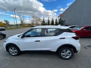 2024 Nissan Kicks - image 4