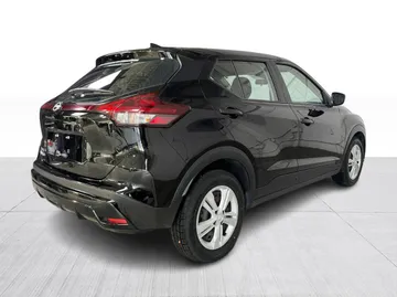 2025 Nissan Kicks Play - image 14
