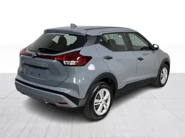 2024 Nissan Kicks - image 12