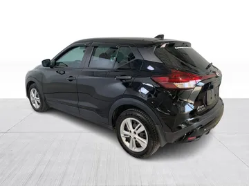 2023 Nissan Kicks - image 11