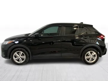 2023 Nissan Kicks - image 10