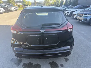 2024 Nissan Kicks - image 6